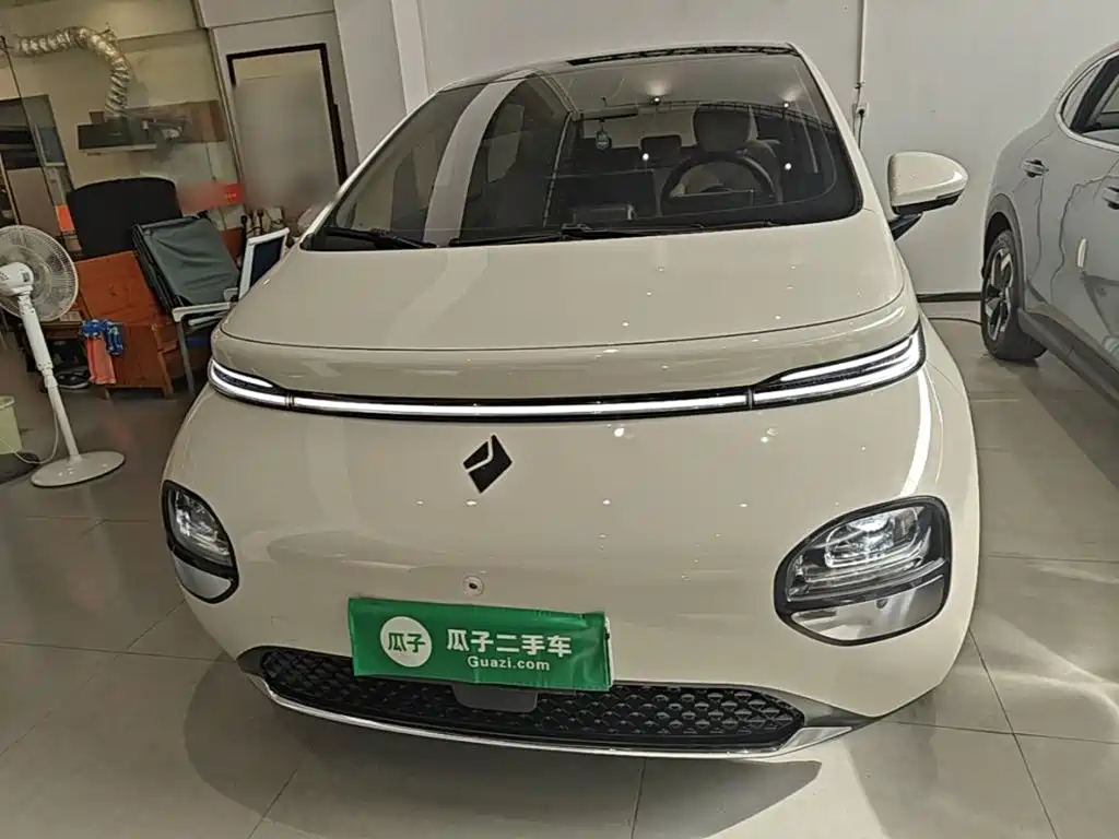Baojun Yunduo — фото 3