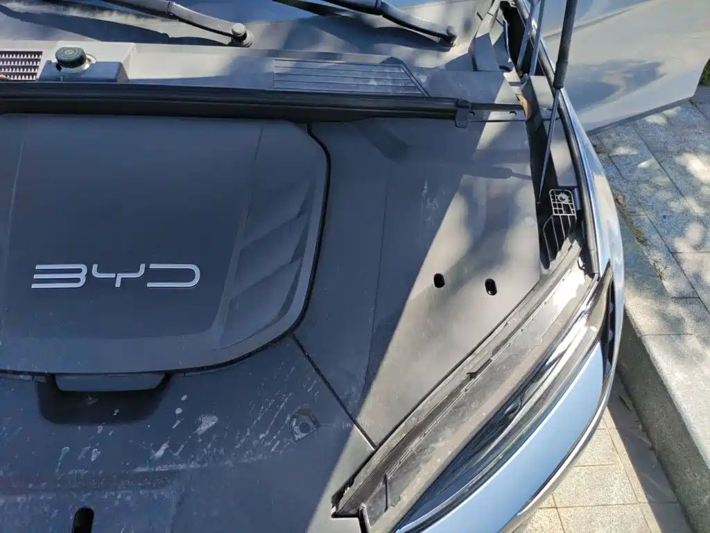BYD Seal — фото 20