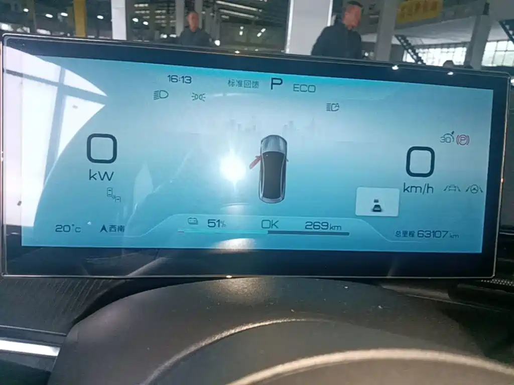 BYD Seal — фото 11