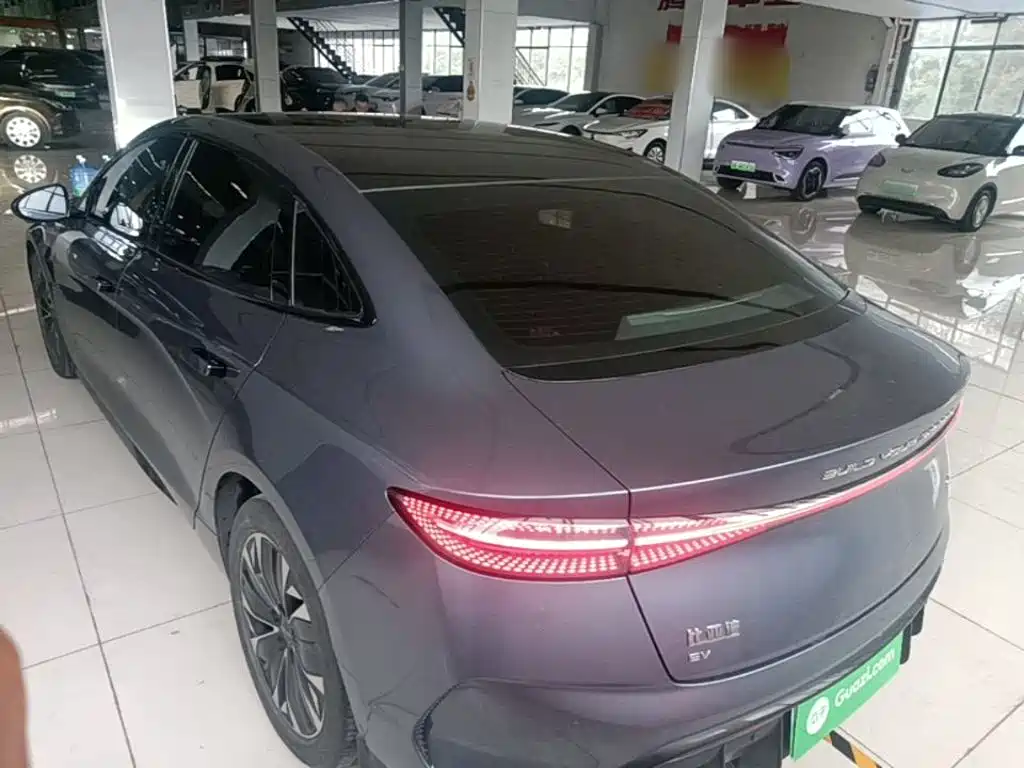 BYD Seal — фото 4