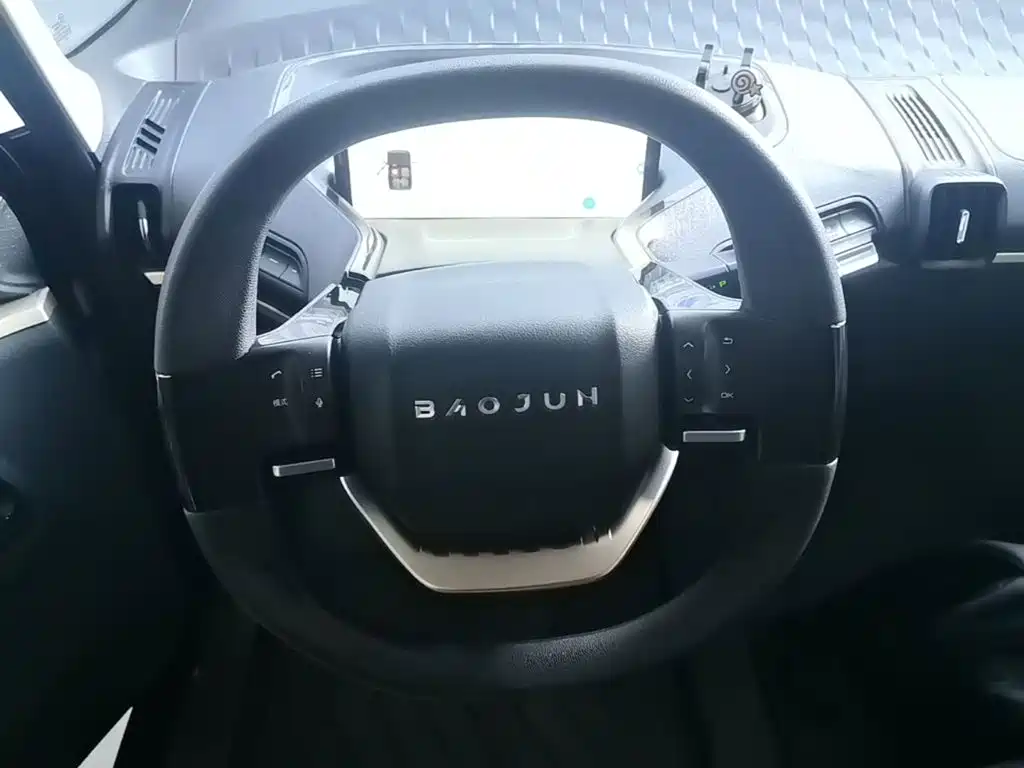 Baojun KiWi EV — фото 11