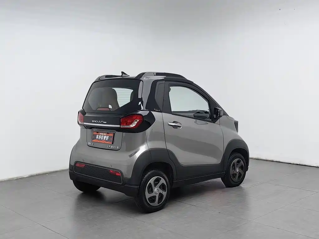 Baojun E100 — фото 2