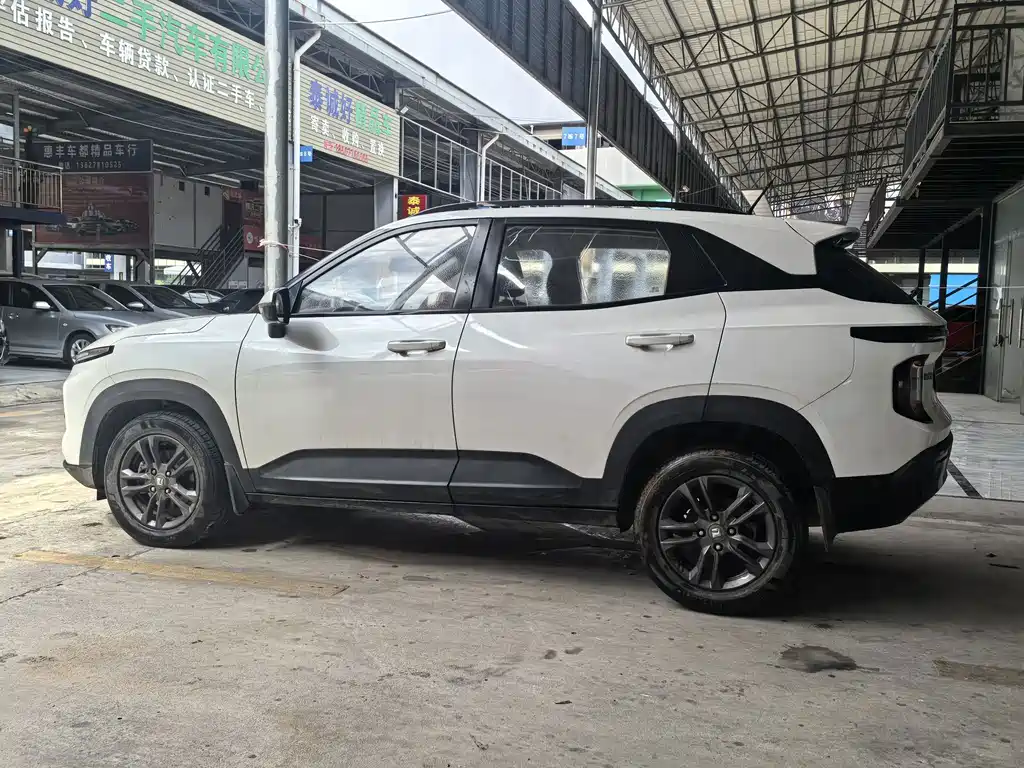 Baojun RS-3 — фото 3