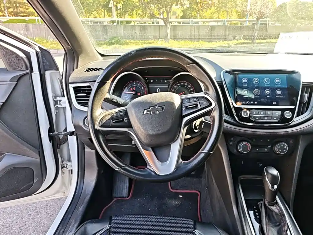 Chevrolet Monza — фото 10