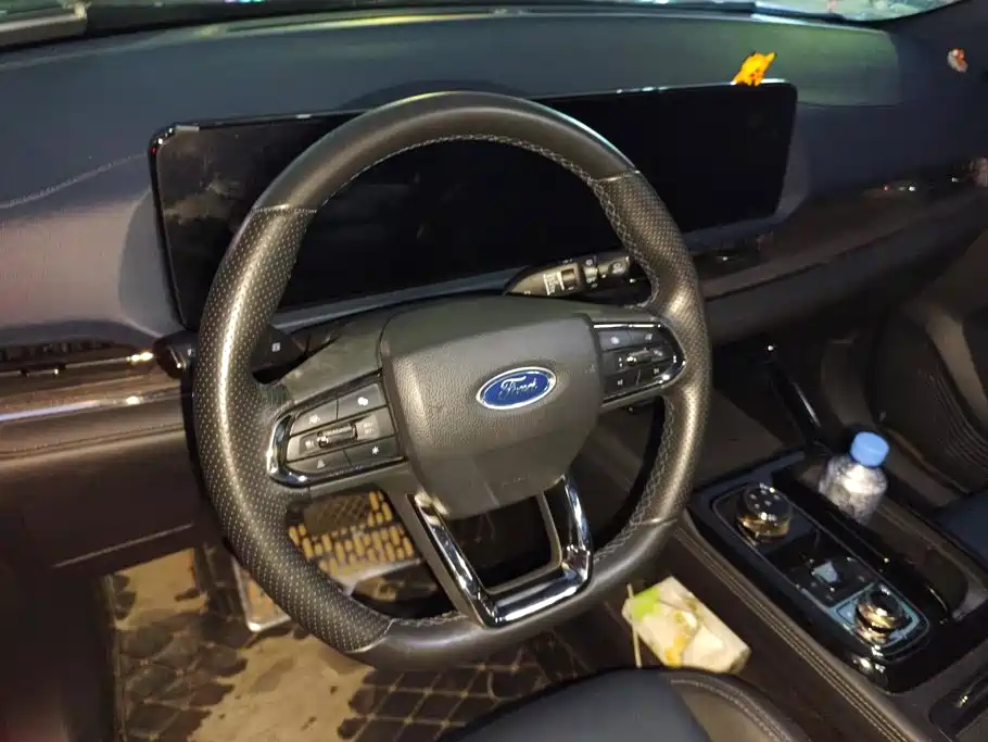 Ford Equator Sport — фото 15