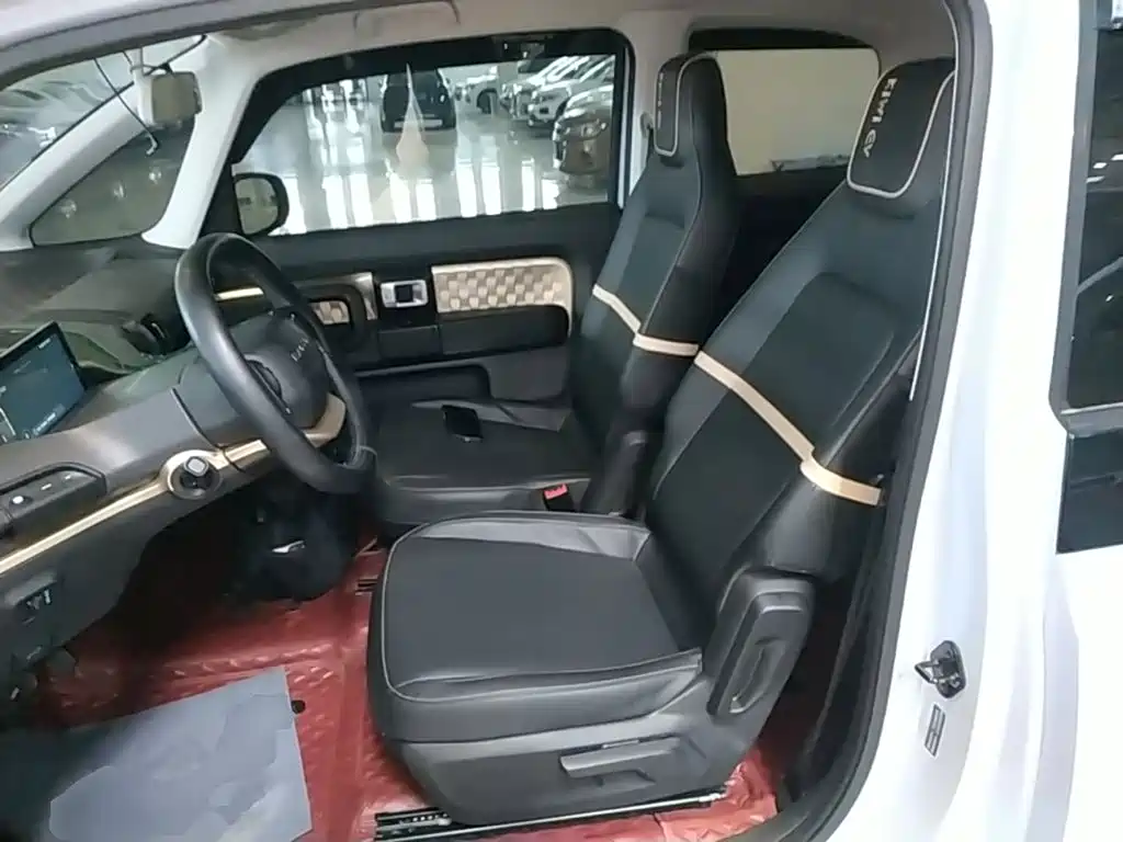 Baojun KiWi EV — фото 15