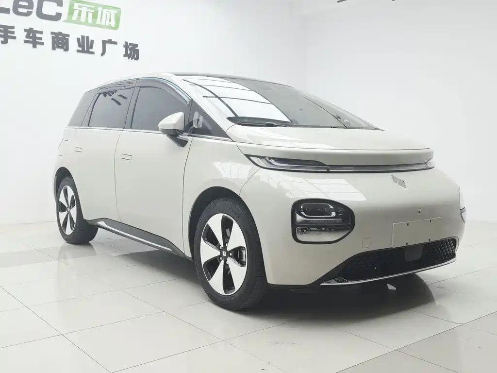 Baojun Yunduo — фото 2