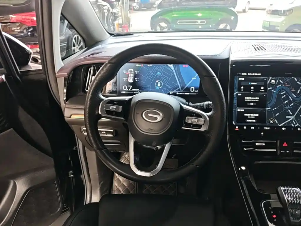 GAC Motor Trumpchi M8 — фото 10