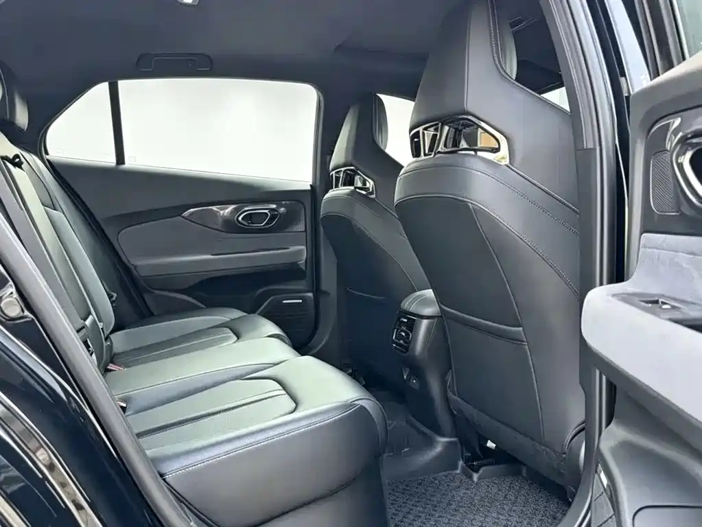 GAC Motor Shadow Leopard — фото 6