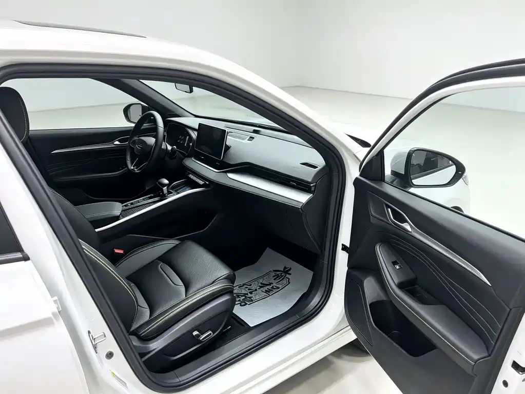 Geely Preface — фото 4
