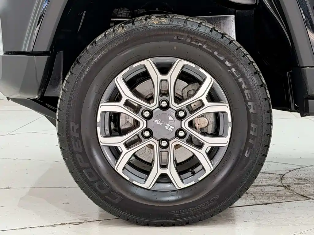 Beijing Off-Road BJ40 — фото 11