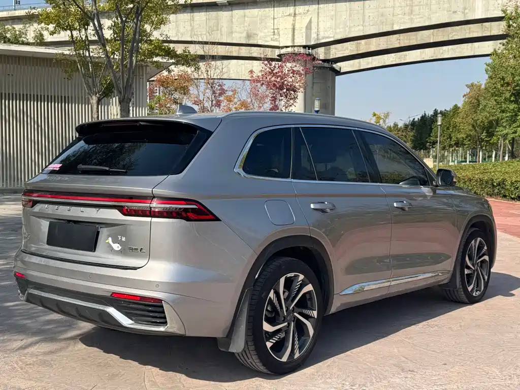 Geely Xingyue L — фото 3
