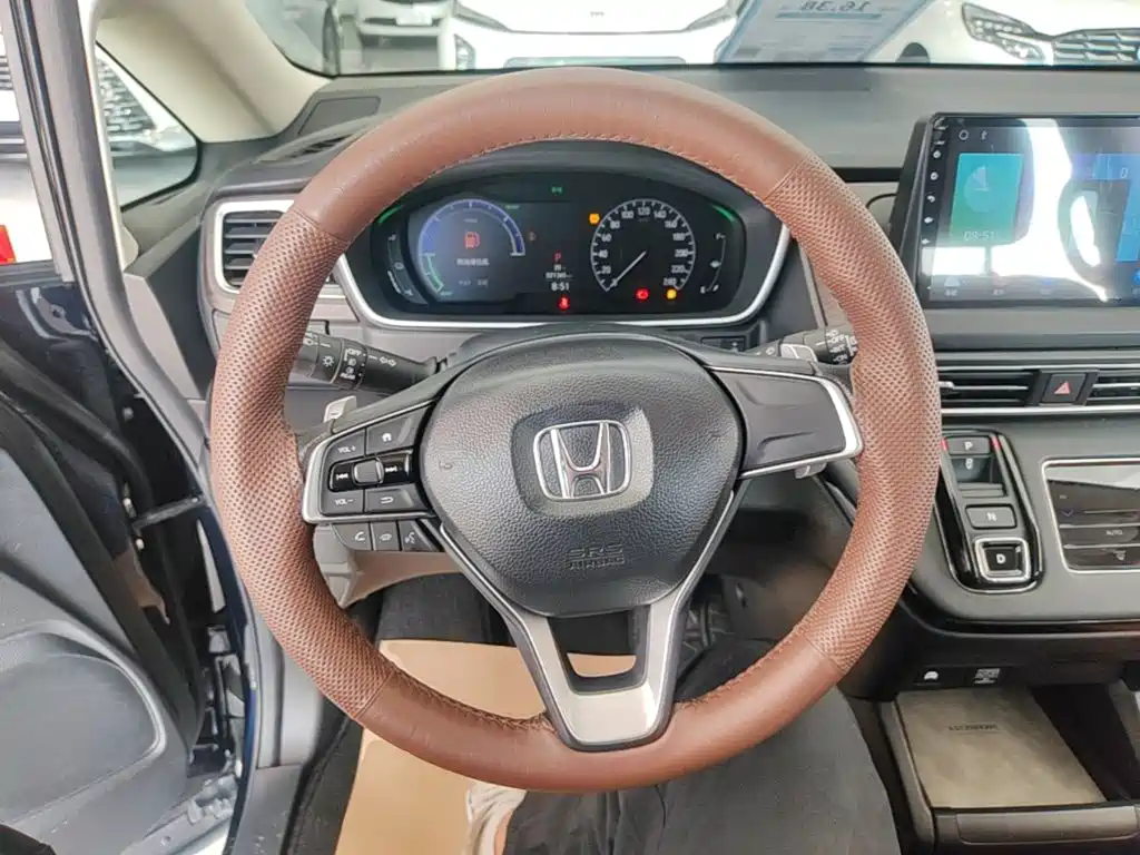 Honda Odyssey — фото 10
