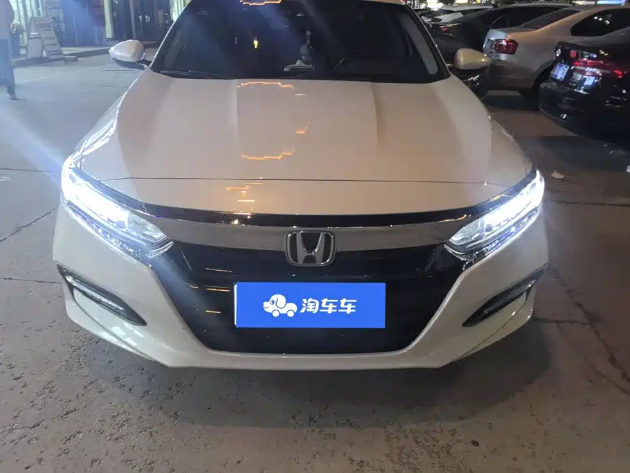 Honda Accord — фото 2