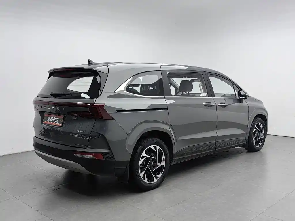 Hyundai Custo — фото 2