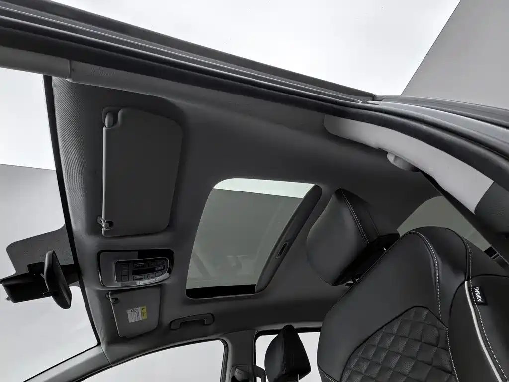Hyundai Custo — фото 14