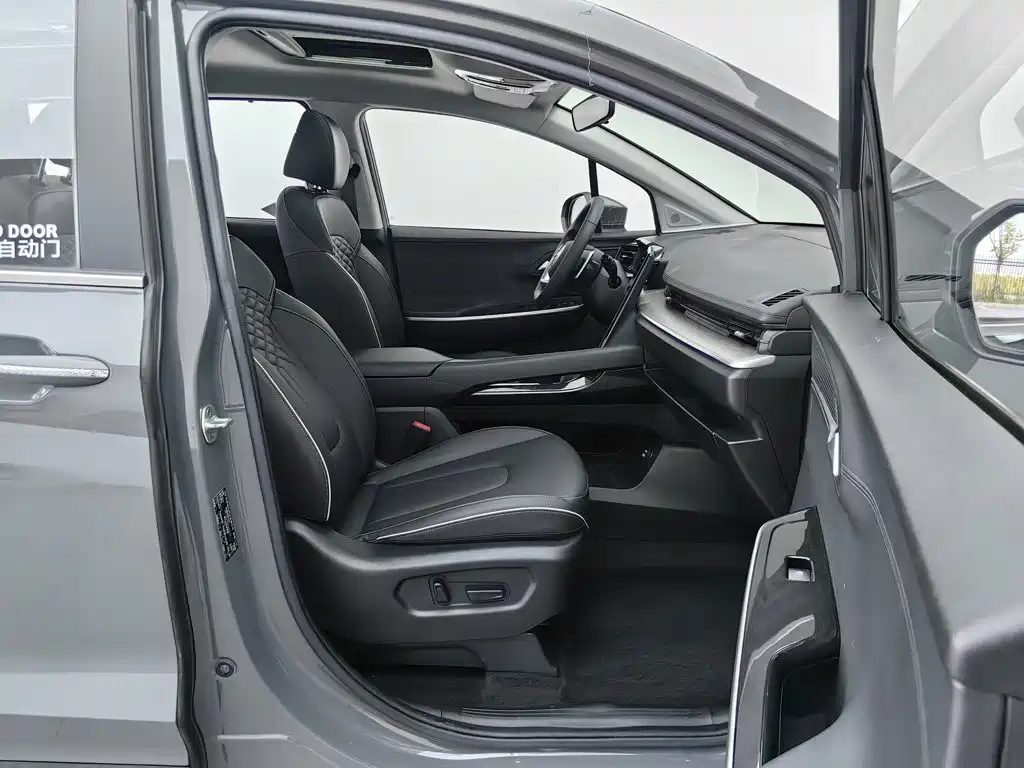 Hyundai Custo — фото 23