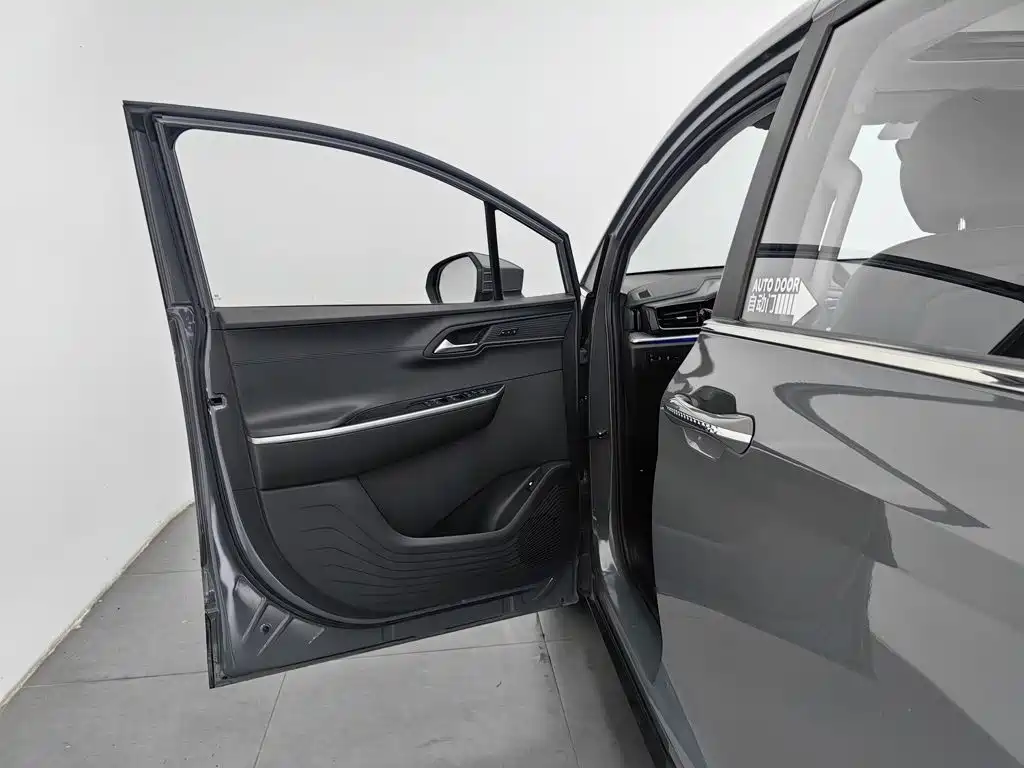 Hyundai Custo — фото 8