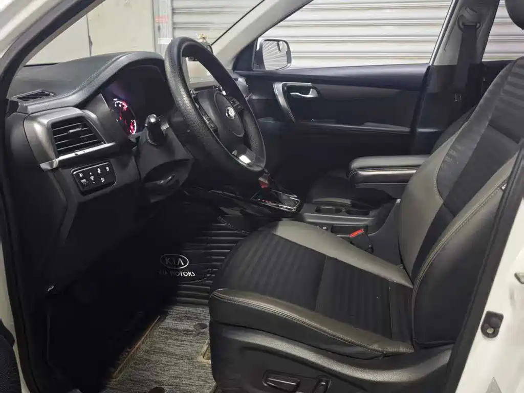 Kia Sportage — фото 2