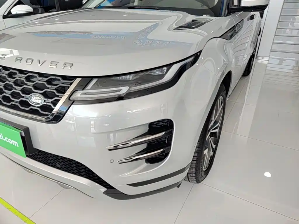 Land Rover Evoque — фото 23