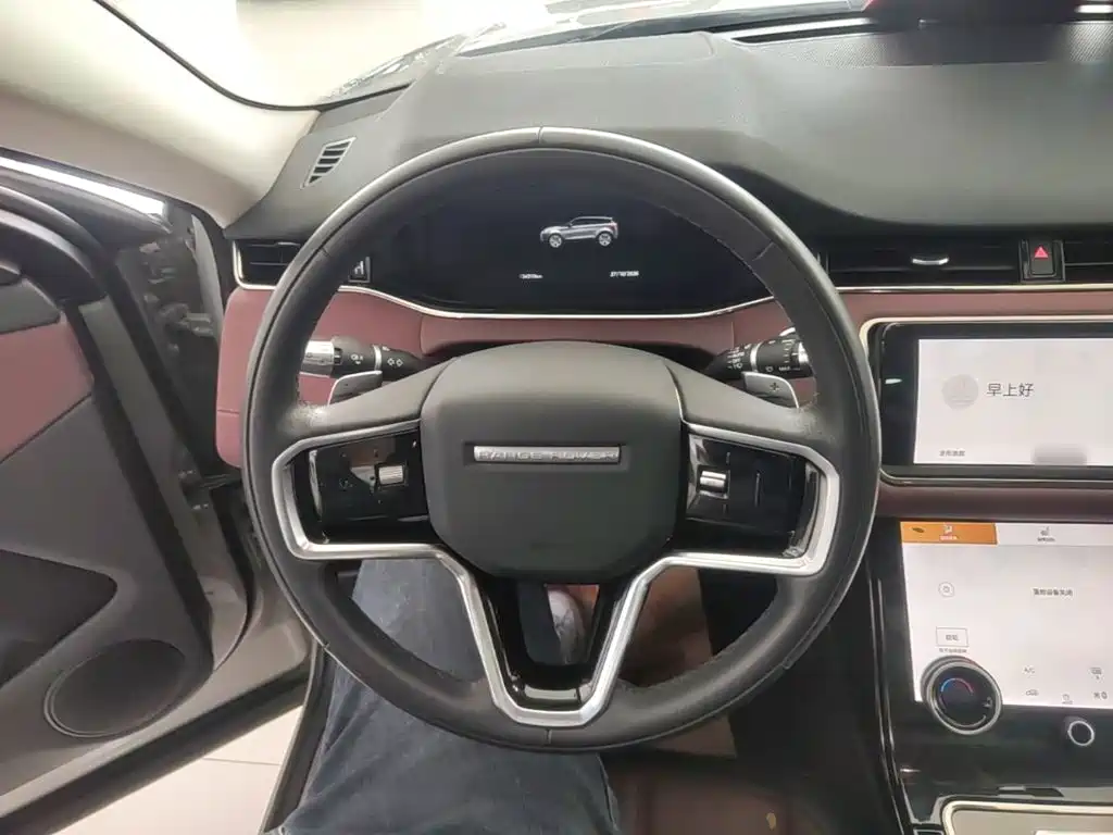 Land Rover Evoque — фото 10
