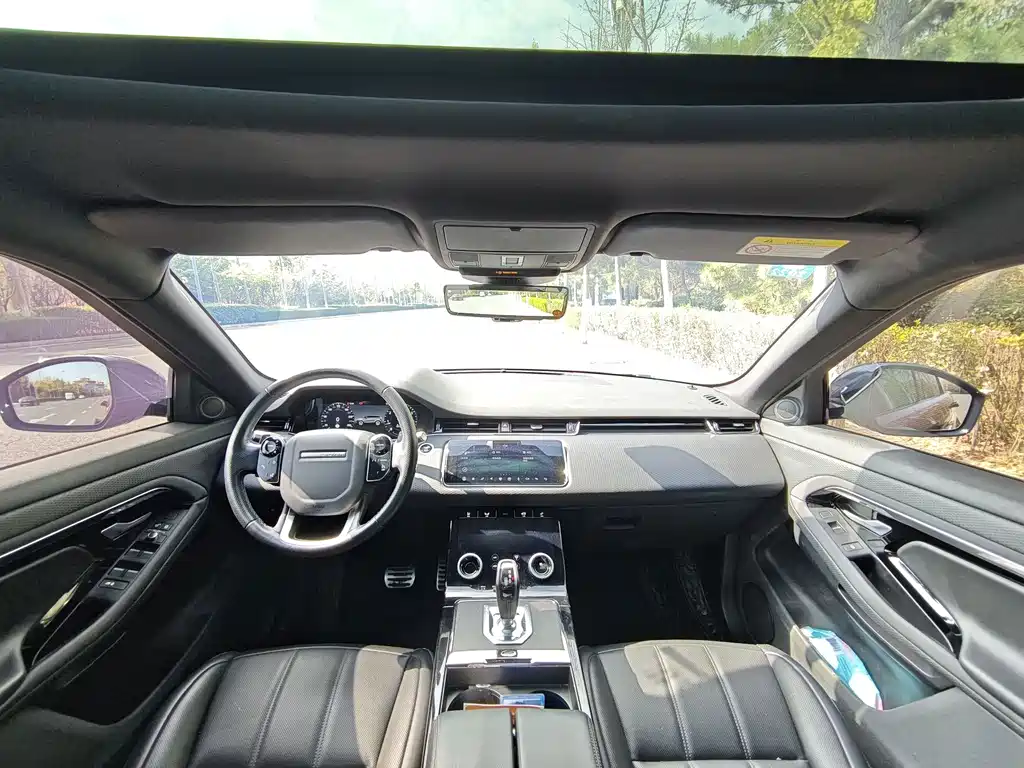 Land Rover Evoque — фото 11