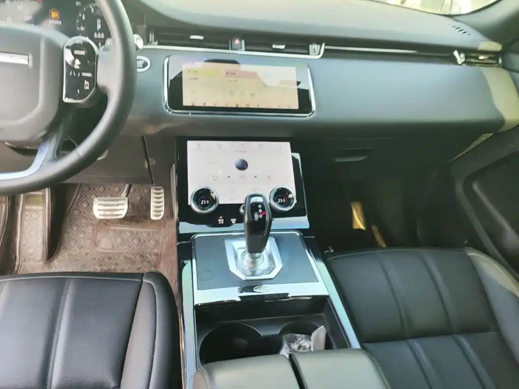 Land Rover Evoque — фото 13