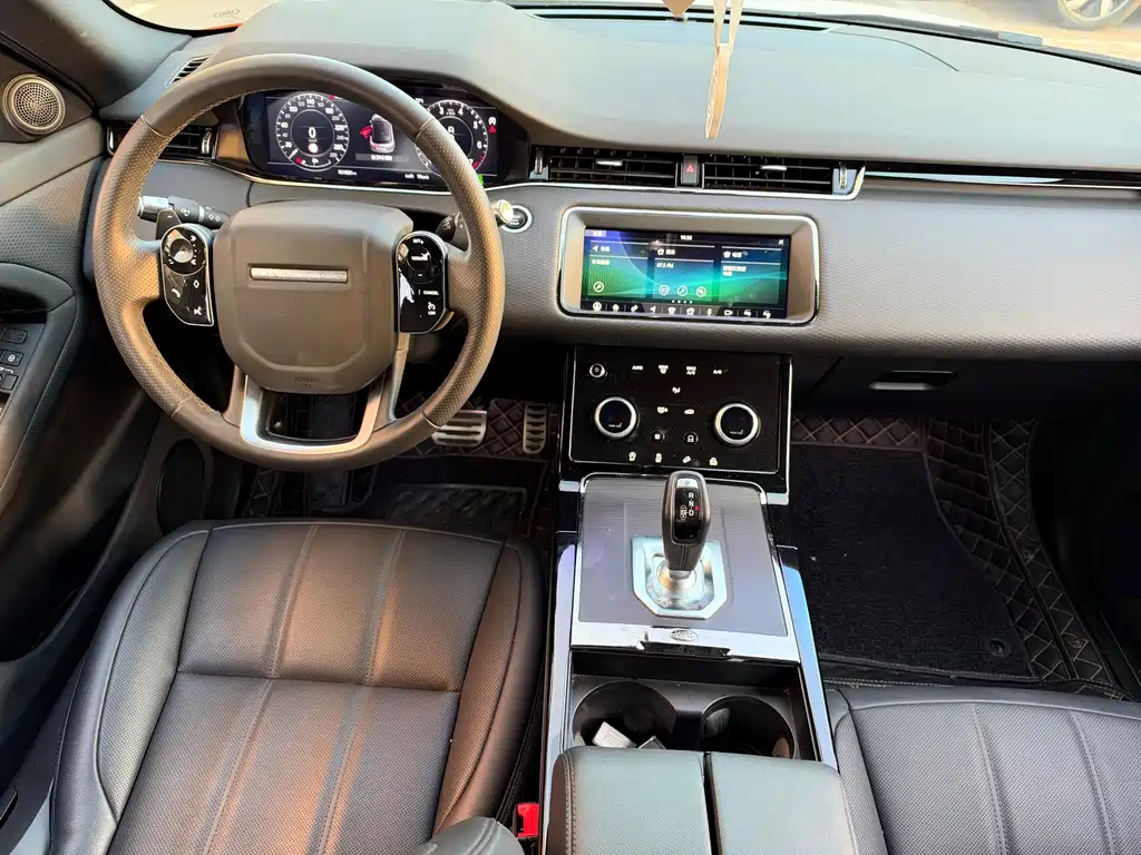 Land Rover Evoque — фото 13