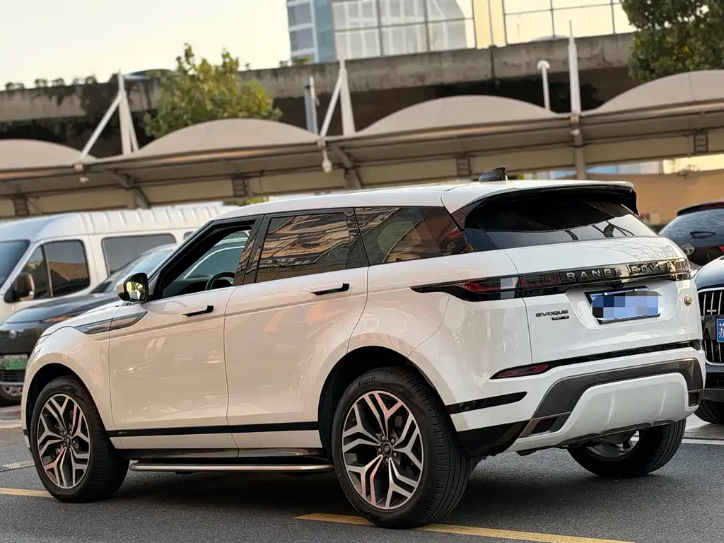 Land Rover Evoque — фото 4