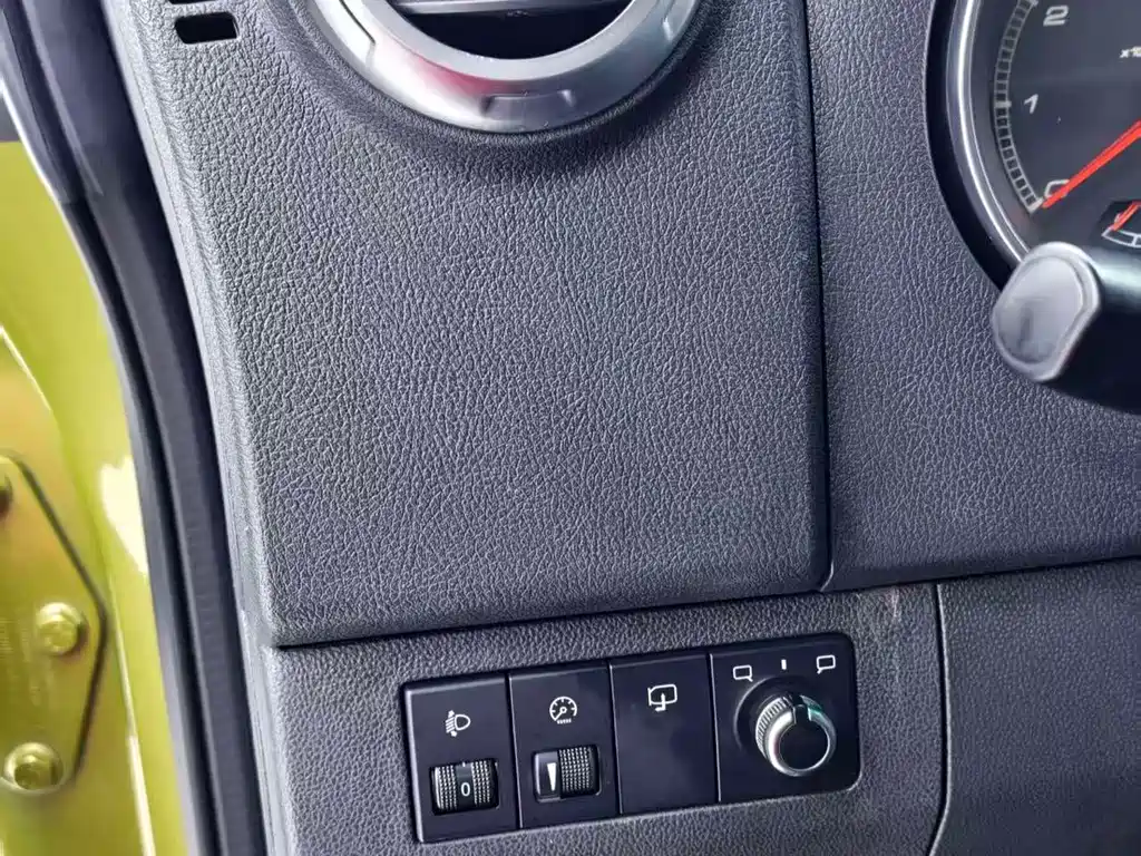 Beijing Off-Road BJ40 — фото 11
