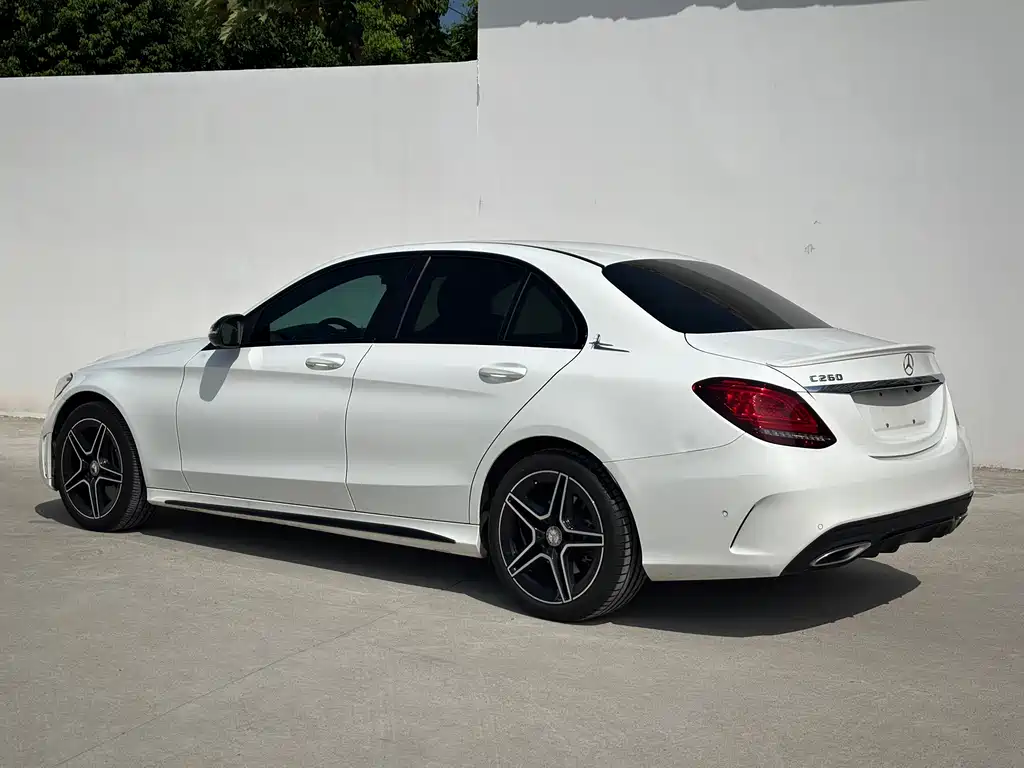 Mercedes-Benz C-Class — фото 18