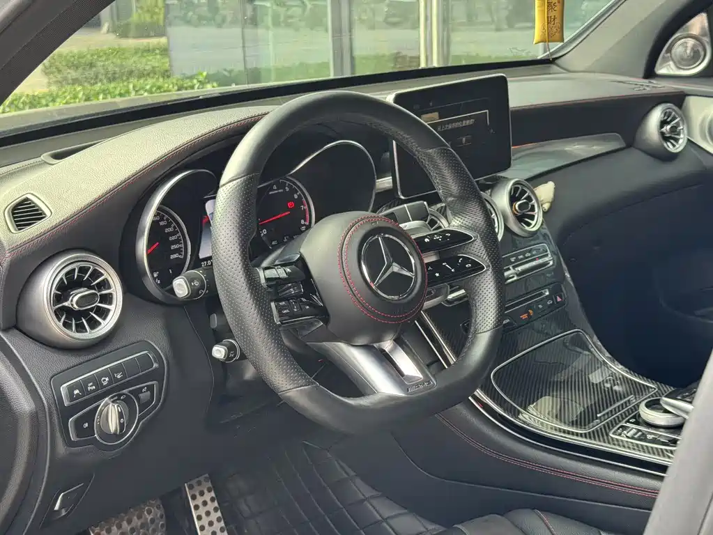 Mercedes-Benz GLC Coupe AMG — фото 6