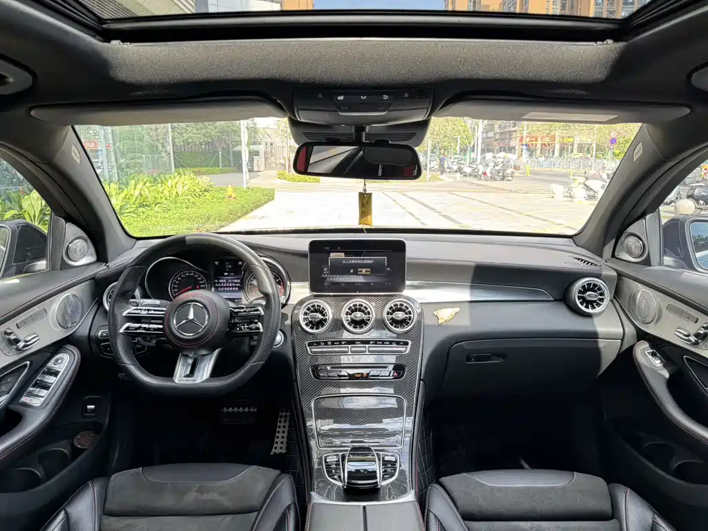 Mercedes-Benz GLC Coupe AMG — фото 9
