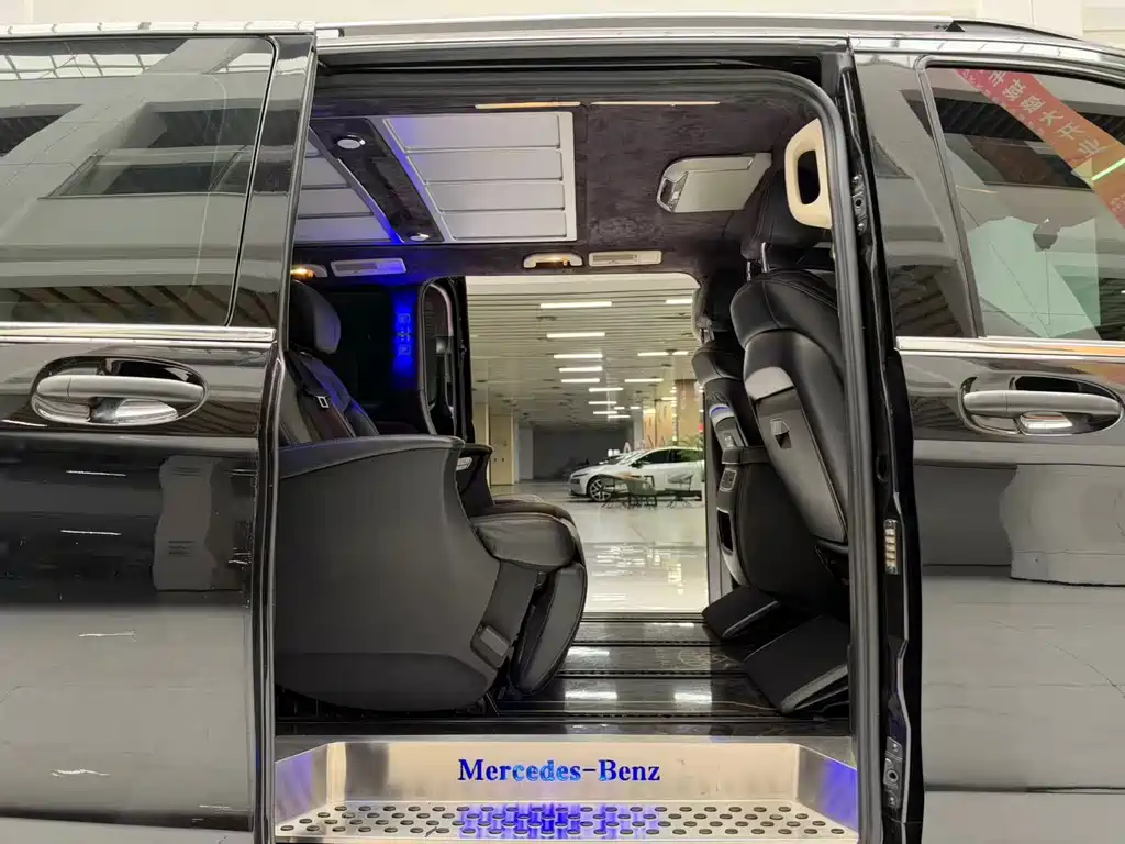 Mercedes-Benz Vito — фото 15