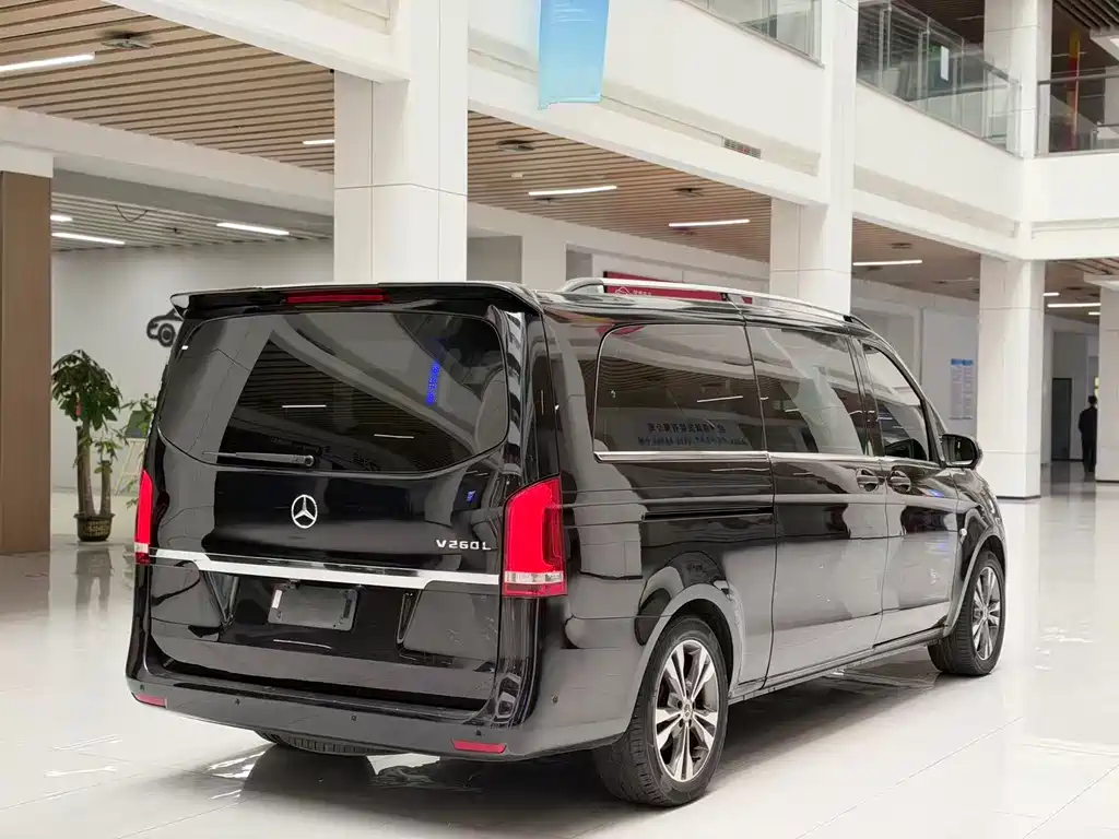Mercedes-Benz Vito — фото 5