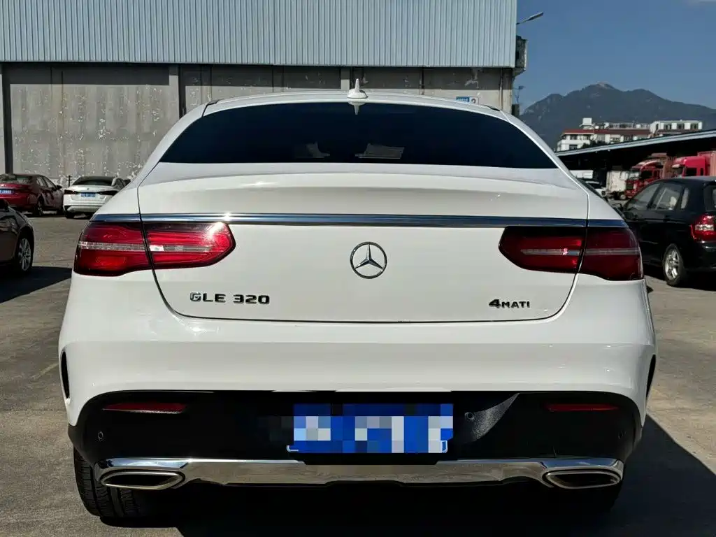 Mercedes-Benz GLE Coupe — фото 9