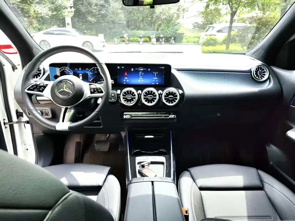 Mercedes-Benz GLA — фото 5