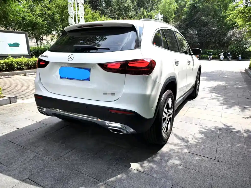 Mercedes-Benz GLA — фото 9