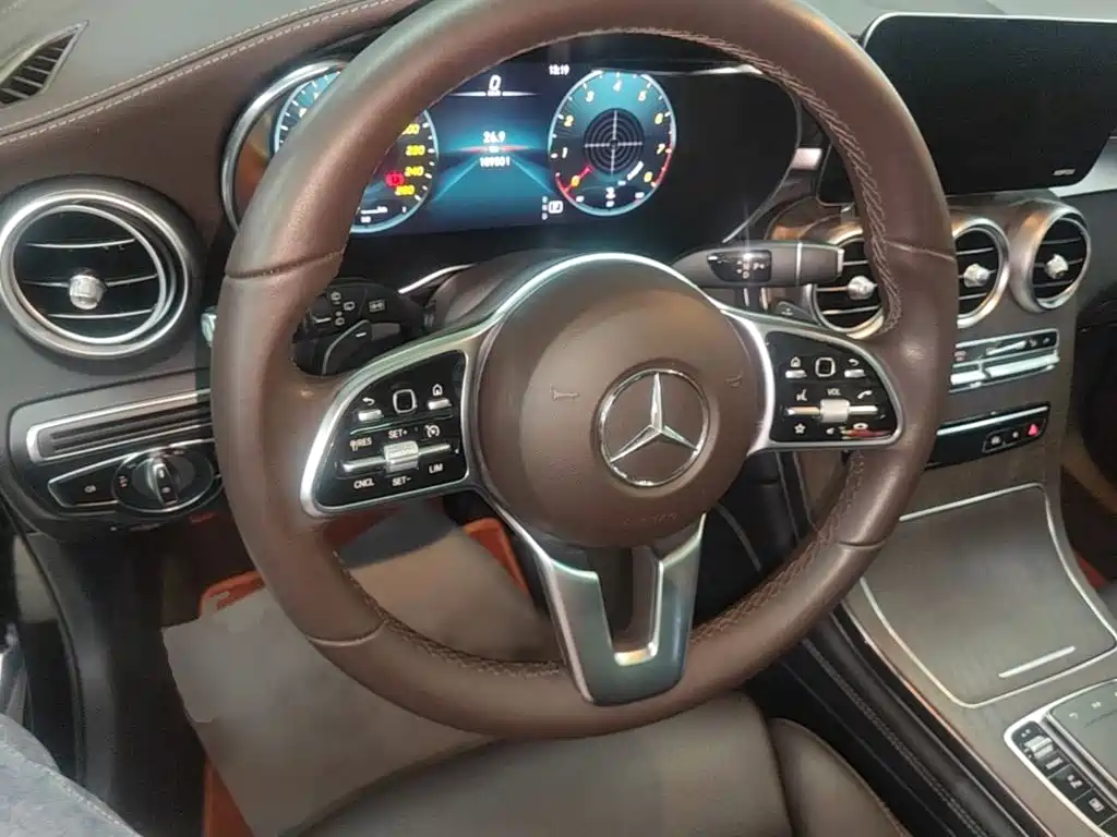 Mercedes-Benz GLC — фото 10