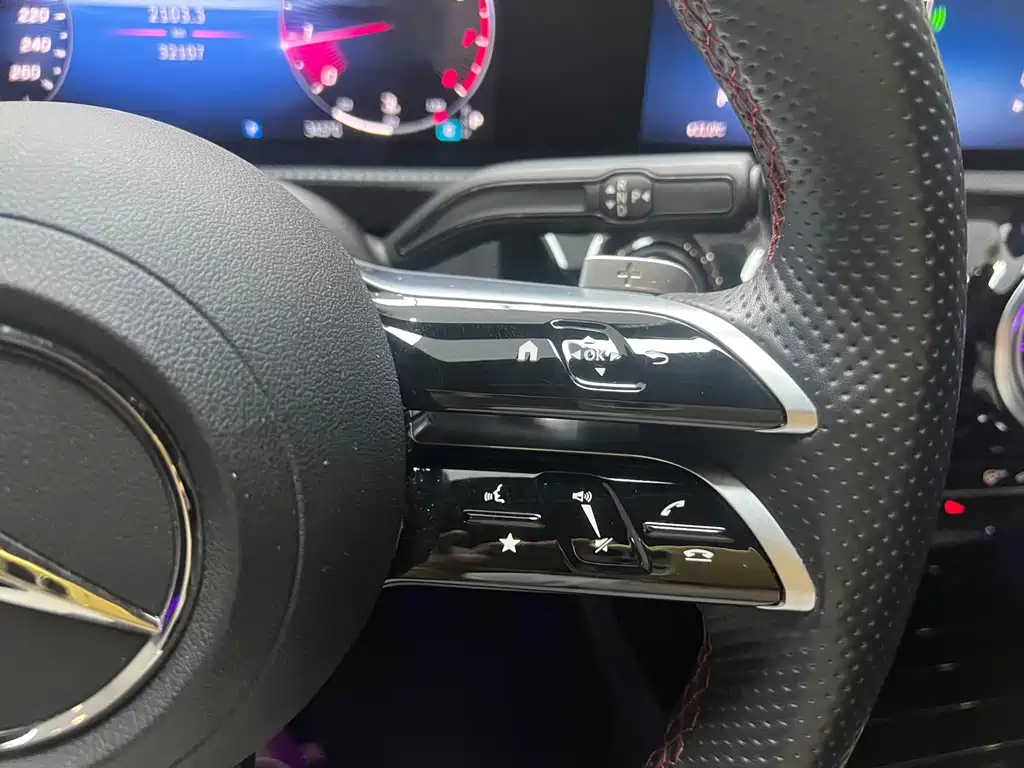 Mercedes-Benz CLA (Import) — фото 13