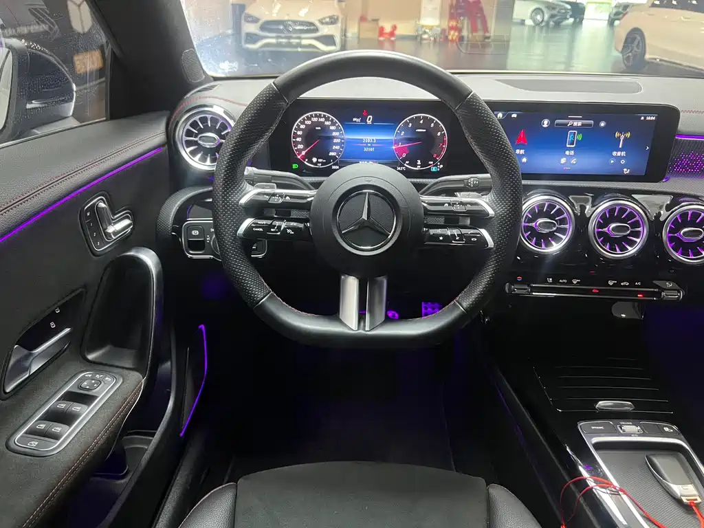 Mercedes-Benz CLA (Import) — фото 14
