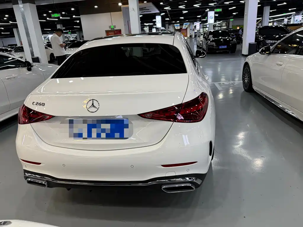 Mercedes-Benz C-Class — фото 18