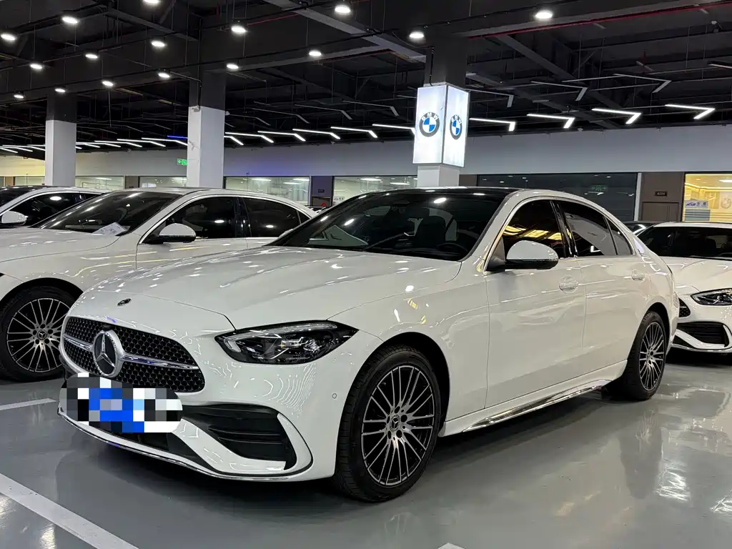 Mercedes-Benz C-Class — фото 1