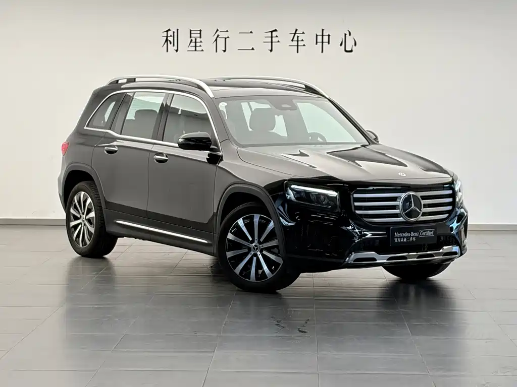 Mercedes-Benz GLB — фото 3