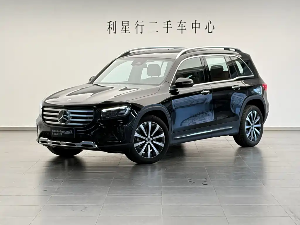 Mercedes-Benz GLB — фото 1