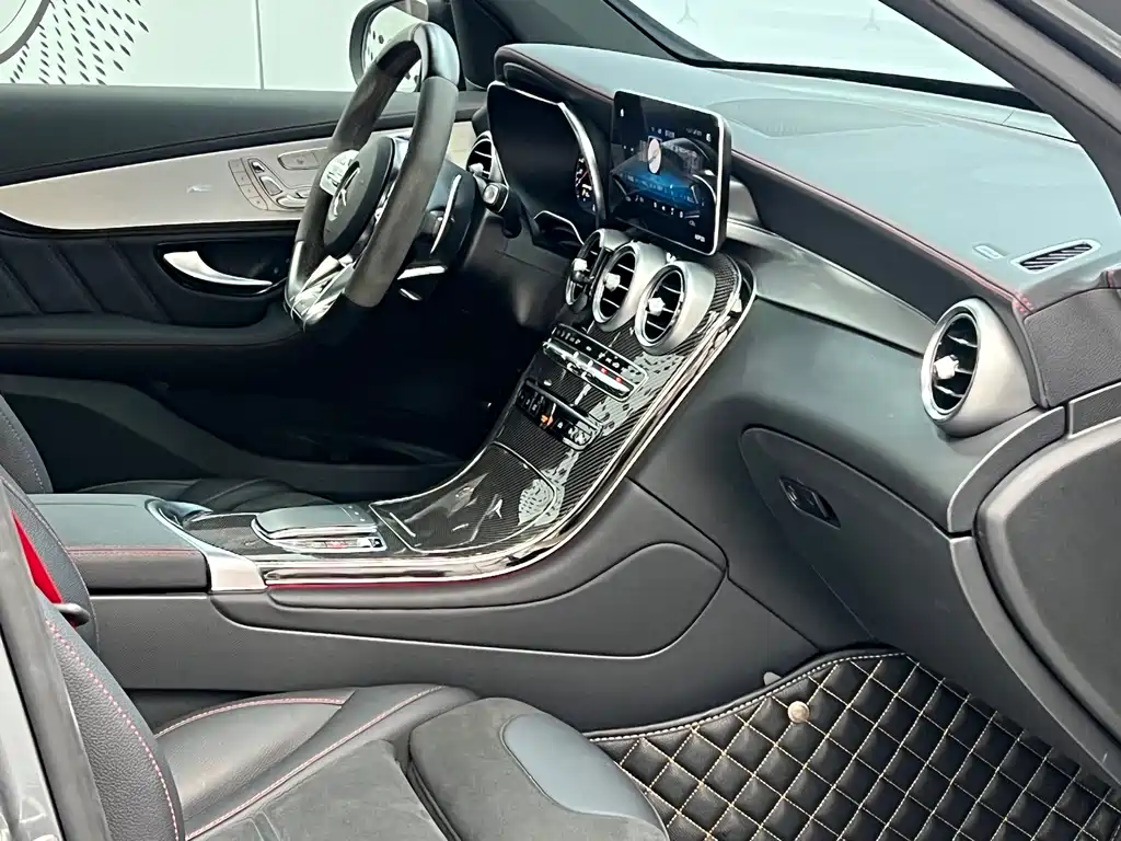 Mercedes-Benz GLC AMG — фото 5