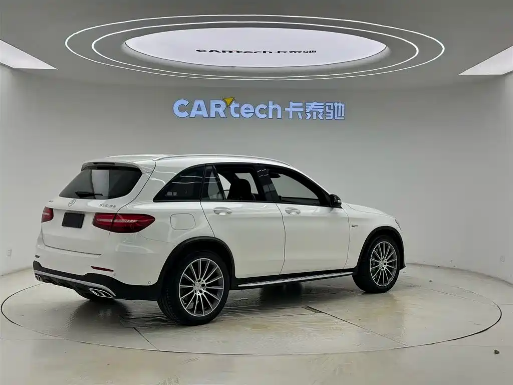 Mercedes-Benz GLC AMG — фото 5