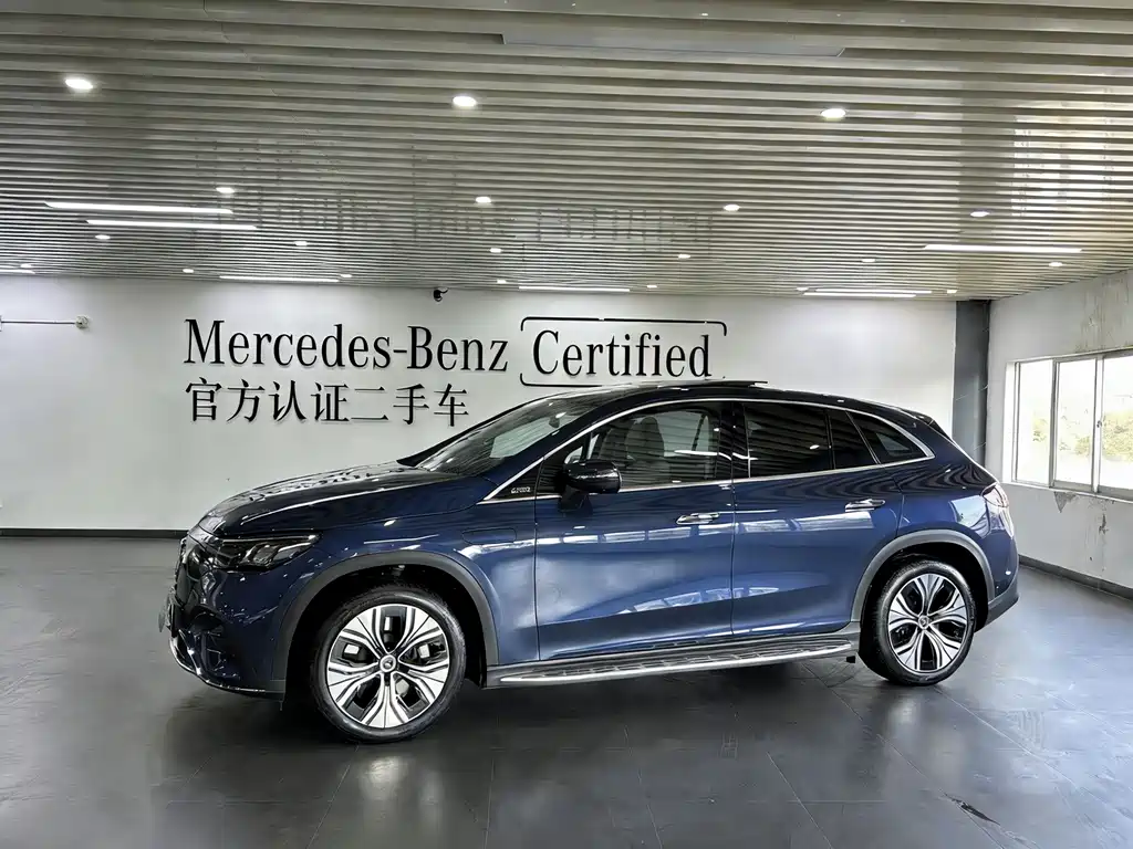 Mercedes-Benz EQE SUV — фото 3