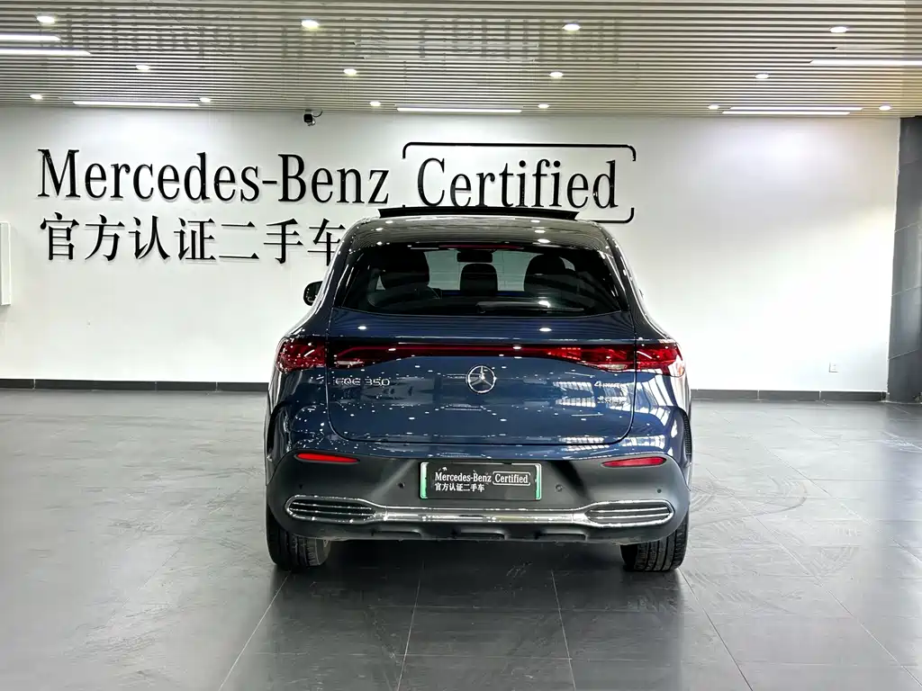 Mercedes-Benz EQE SUV — фото 6