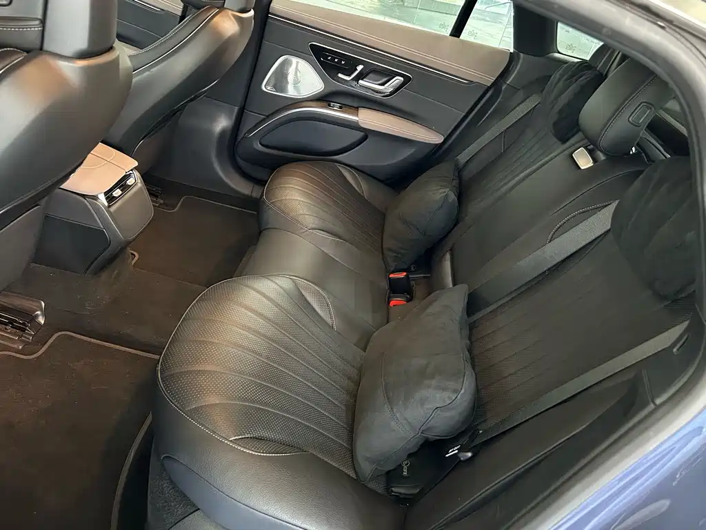 Mercedes-Benz EQS — фото 15